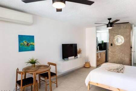 Seaside Serenity - Cozy Studio Apartment Luquillo Ngoại thất bức ảnh